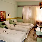 Ruya 3*