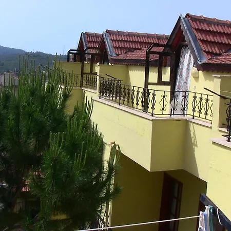 Hotell Ruya 3*